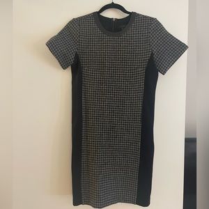 J. Crew Short Sleeve Houndstooth Ponte Work Dress Size 2 in Great Condition
